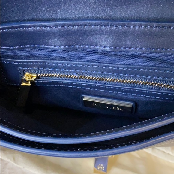 TORY BURCH Navy Leather Clutch Bag - Picture 3 of 3